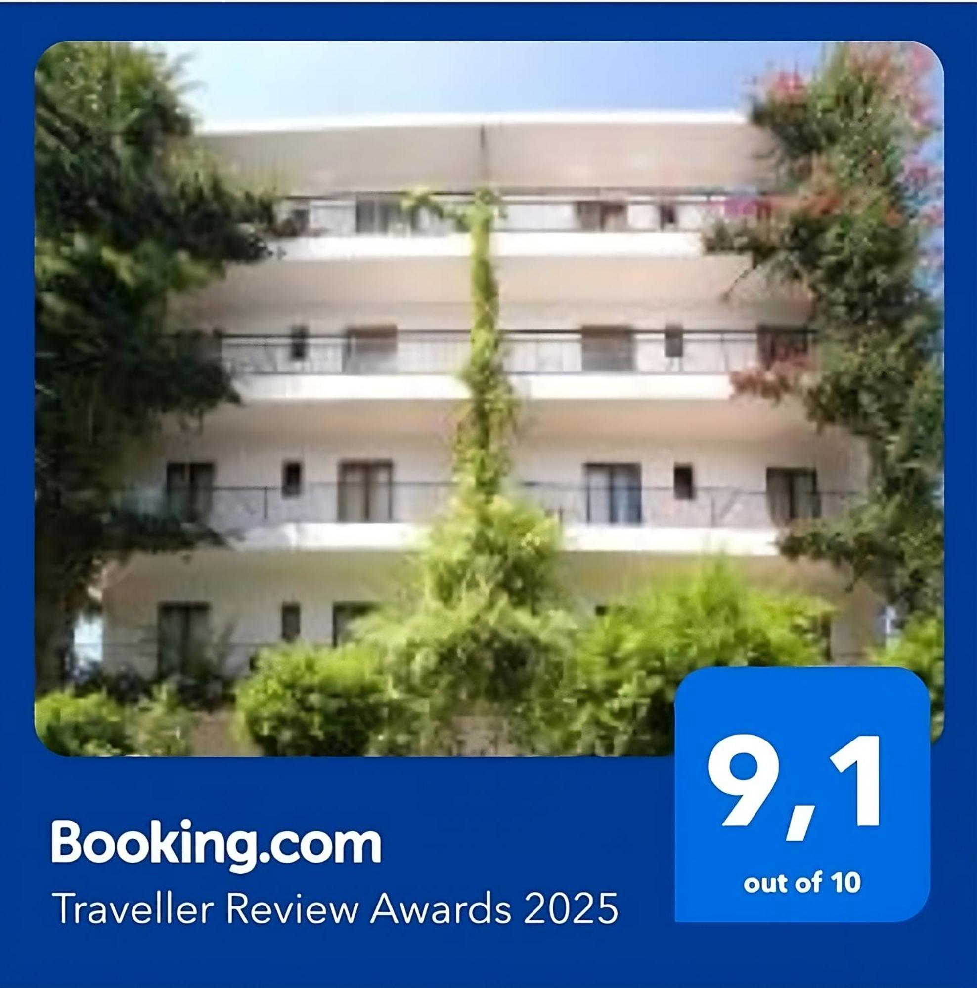 Hostal Manolita Сан-Антонио-Абад Экстерьер фото